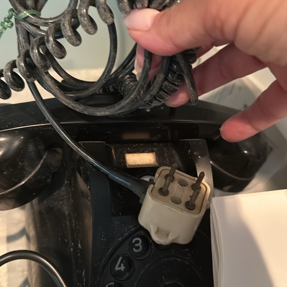 Rotary Phone - Picture 2 of 3